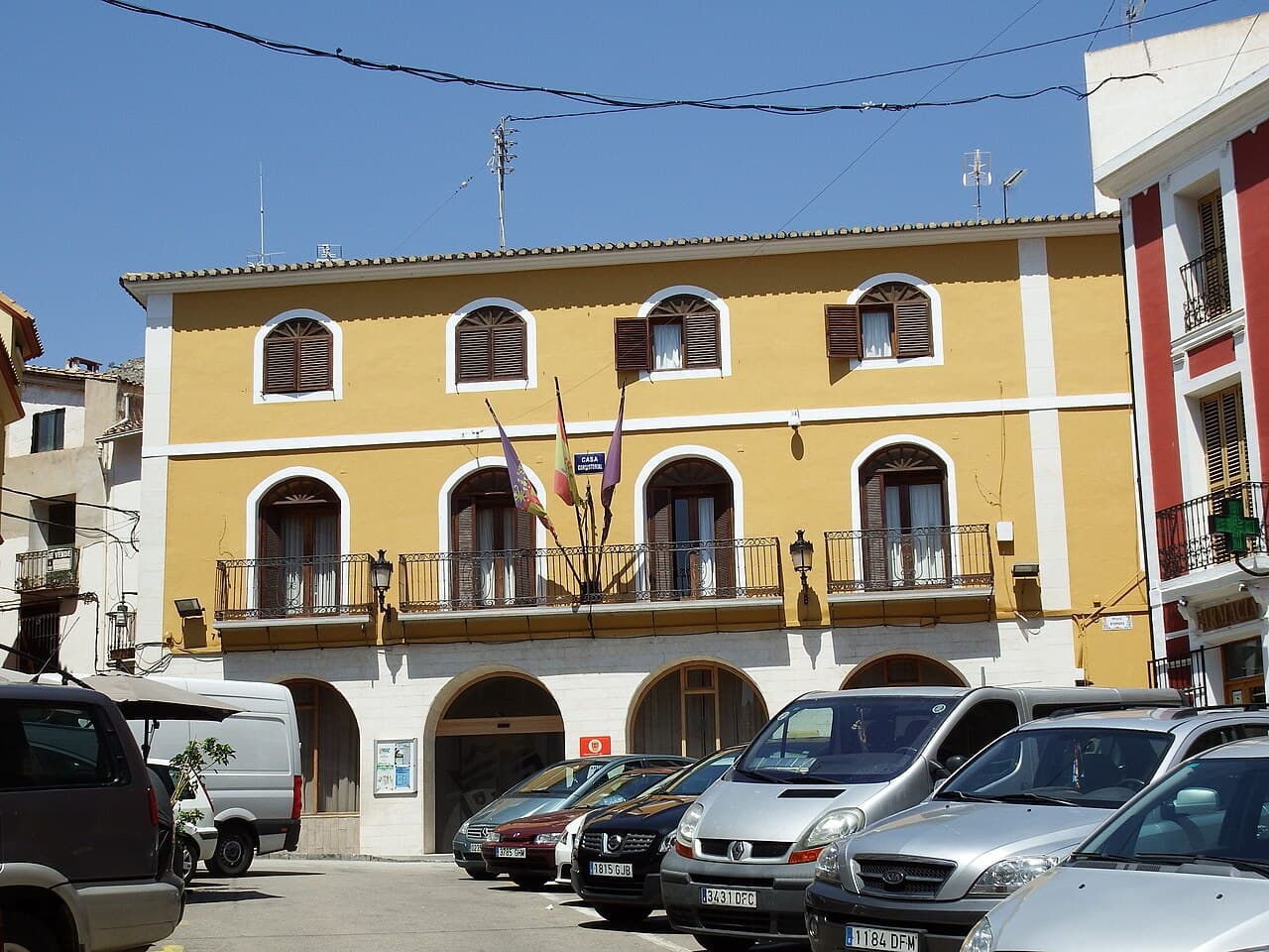 Straatzicht in het historische centrum van Callosa d'en Sarrià